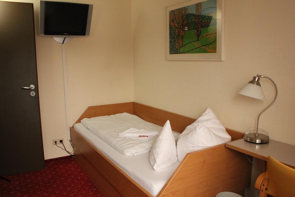 Hotel Traube Офенбург Екстериор снимка
