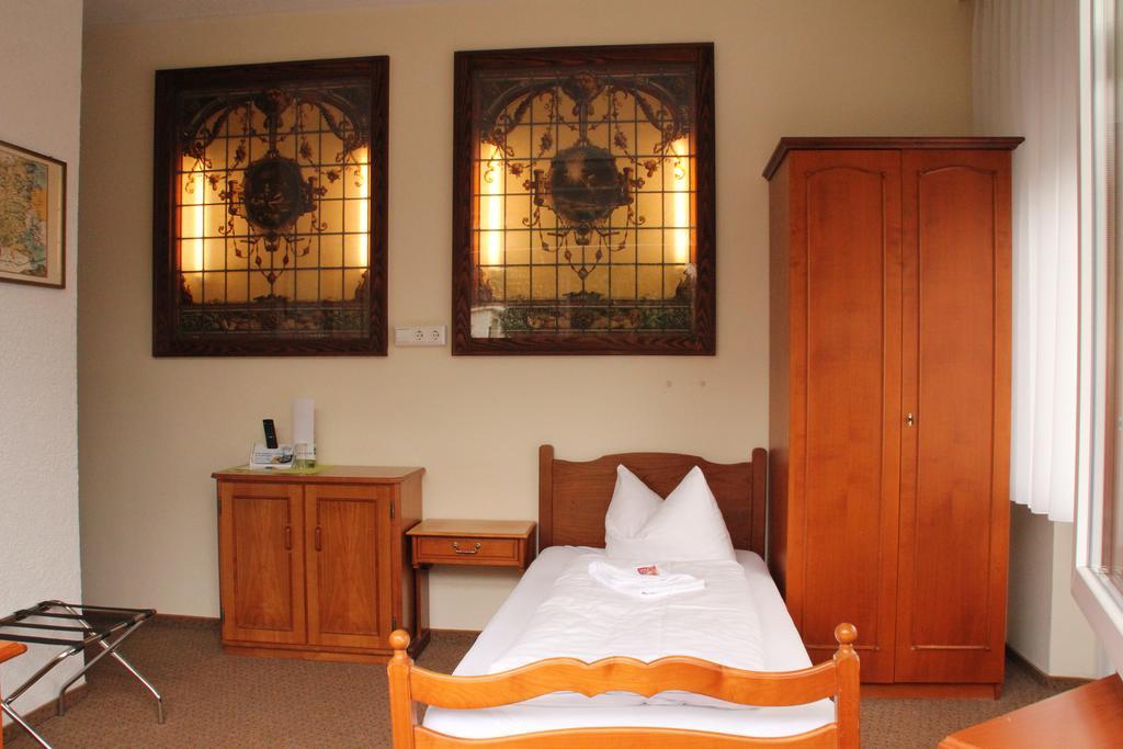 Hotel Traube Офенбург Екстериор снимка